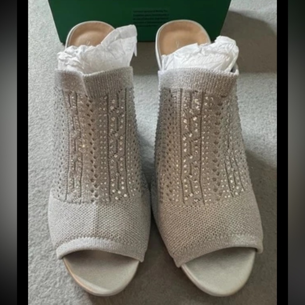 NEW Lauren Lorraine Wedge Heels Womens 9M Silver Bling Rhinestone Formal Classic - Picture 4 of 7